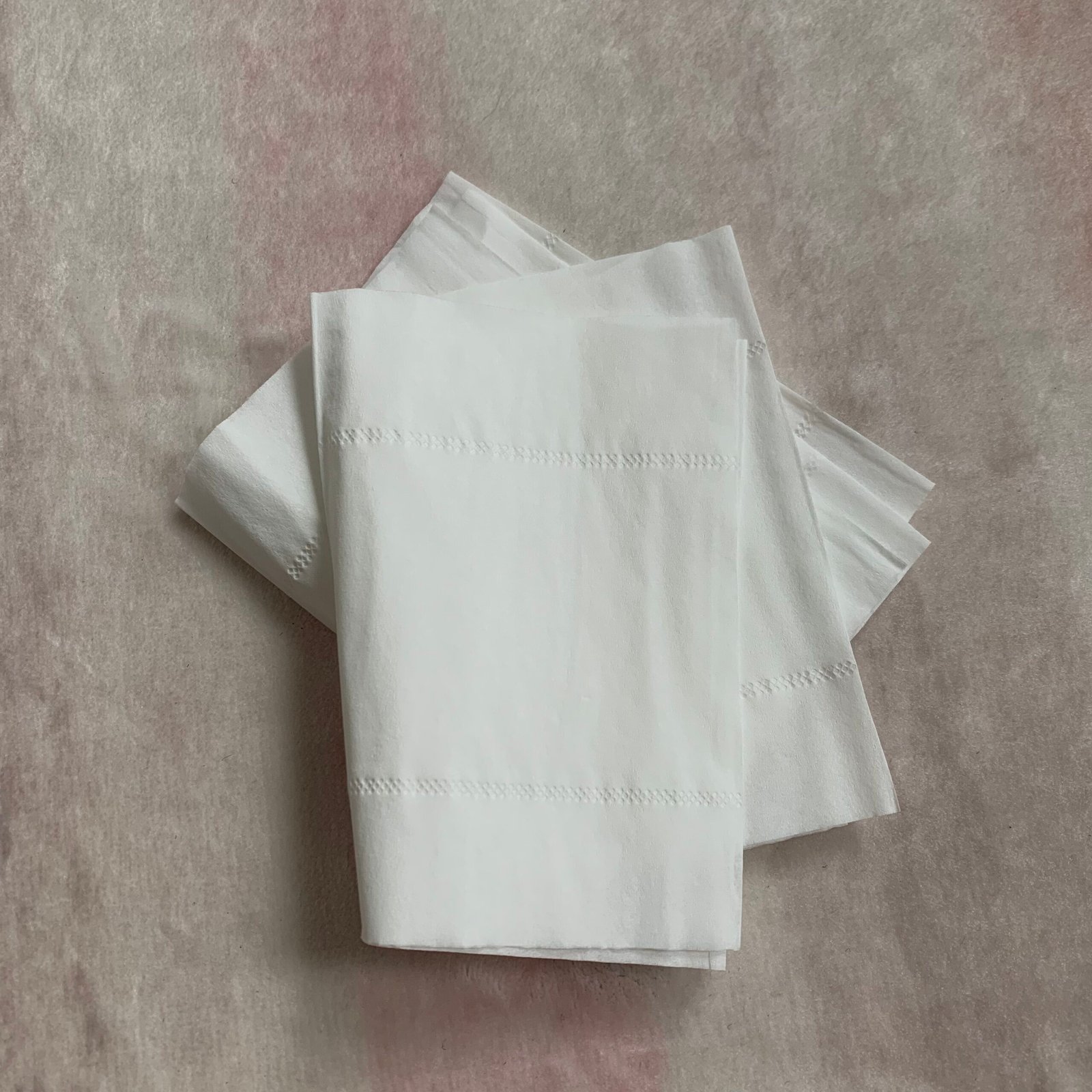 party teller 1 pack of 300 sheets, with three layers of enlarged and thickened tissue paper without fluorescent agent or fragrance party teller 1 pack of 300 sheets, with three layers of enlarged and thickened tissue paper without fluorescent agent or fragrance